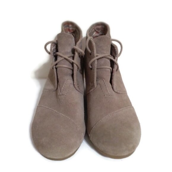 Toms Ankle Boot 8.5 Wedge Comfort Desert Taupe Suede Lace Up Tan - Picture 5 of 10